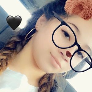 Meet your Posher, Audrey